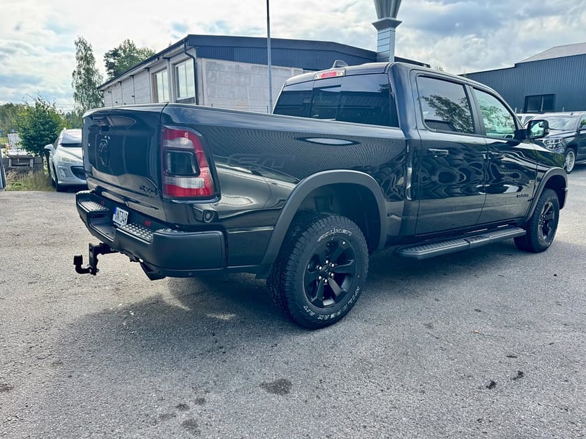 Bild 2 av RAM 1500 Crew Cab