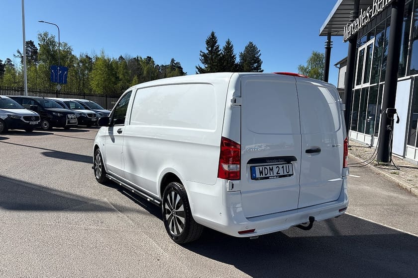 Bild 2 av Mercedes-Benz Vito 116 CDI 2.8t Lång  9G-Tronic Select