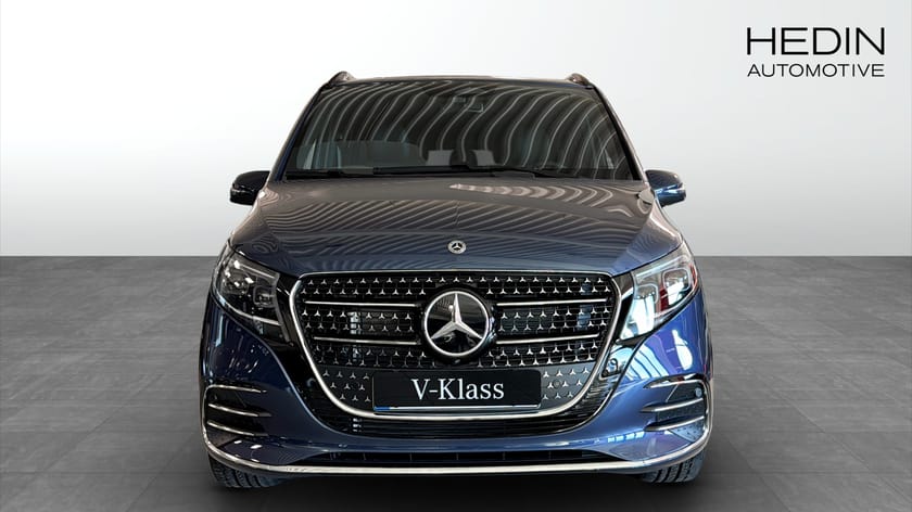Bild 3 av Mercedes-Benz V 300d 4MATIC 3.2t 300 D AMG Värmare Drag 7-sits Burmester
