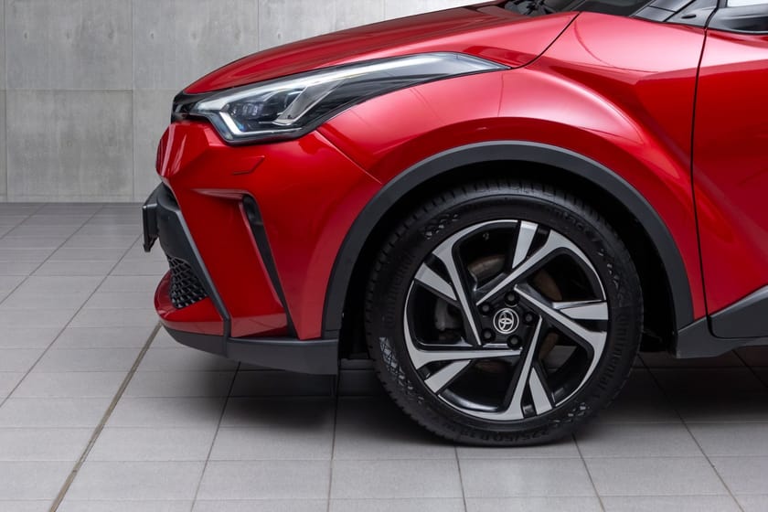 Bilde 2 av Toyota C-HR Hybrid 1,8i Loung Tech