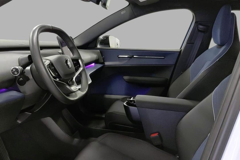 Bilde 5 av Volvo EX30 Twin Motor Performance Plus I 4x4 I Harman&Kardon I 19"