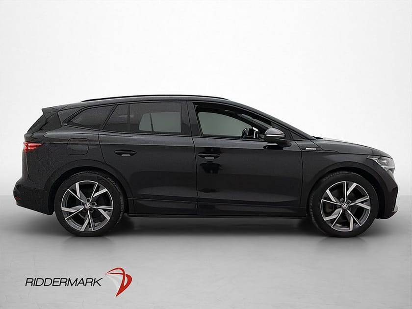 Bild 5 av Škoda Enyaq iV 80x Skoda Sportline HuD Canton Kamera Drag Rattvärme