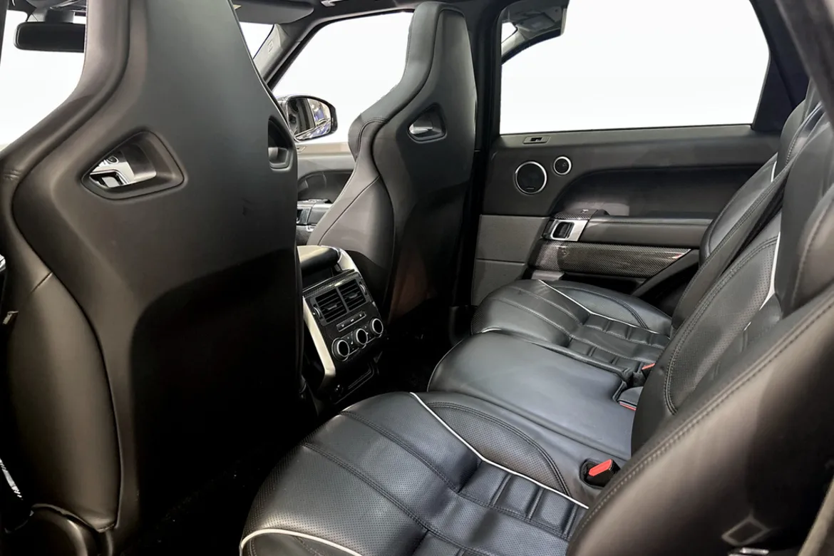 Land Rover Range Rover Sport SVR