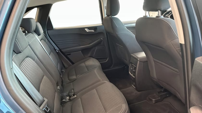 Bild 5 av Ford Kuga Plug-In Hybrid Titanium Vinterpaket Phev 225Hk Titanium Vinterpaket
