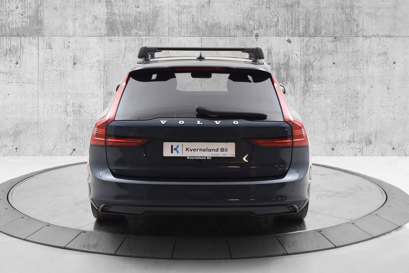 Bilde 4 av Volvo V90 T6 II 350Hk AWD R Design LR H.feste/360/H&K/Soltak