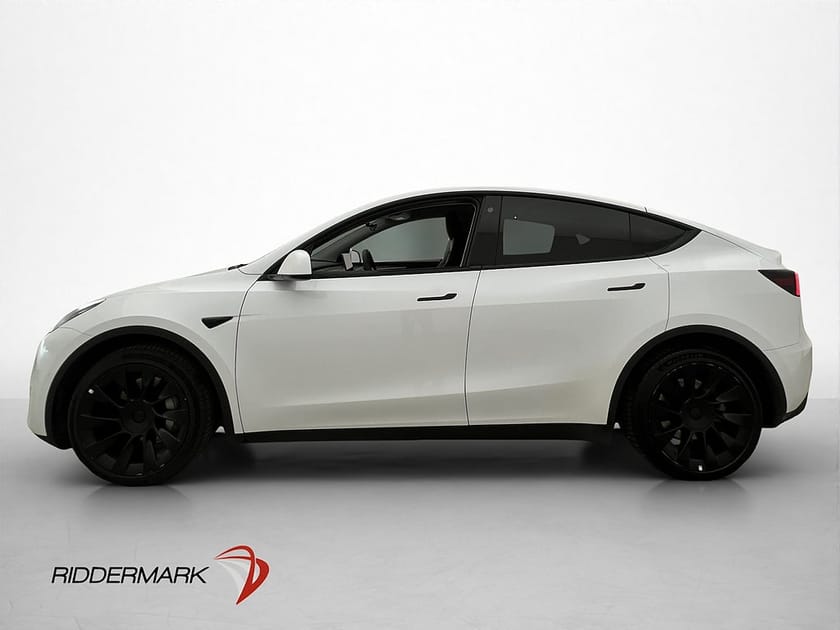 Bild 5 av Tesla Model Y Long Range AWD Drag Värmare Pano Skinn Kamera