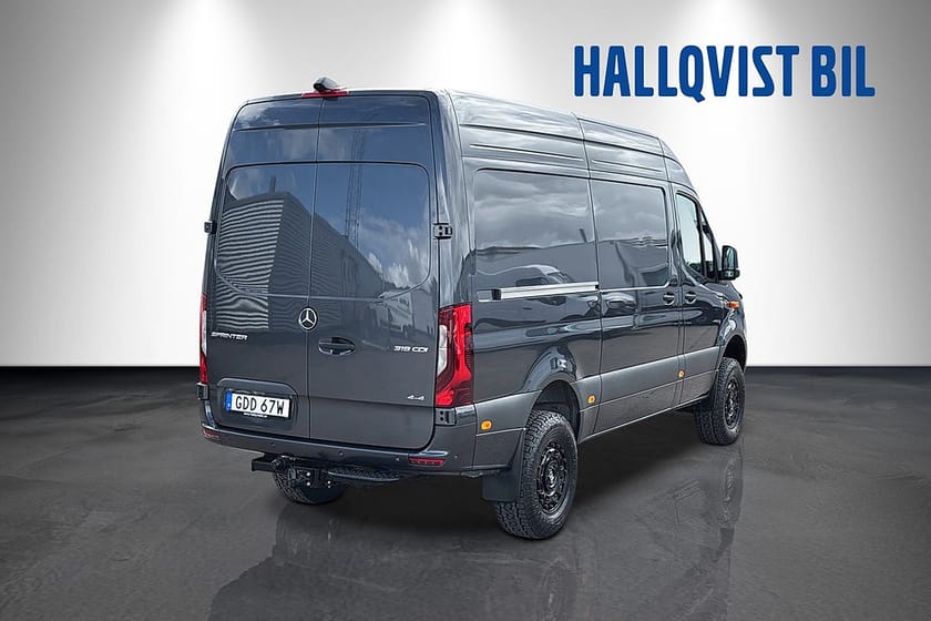 Bild 4 av Mercedes-Benz Sprinter 319 CDI 4x4 Panel Van 190Hk 9G-Tronic