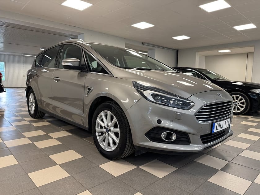 Bild 4 av Ford S-Max 1.5 EcoBoost Business 7-sits Drag App-Connect Värmare