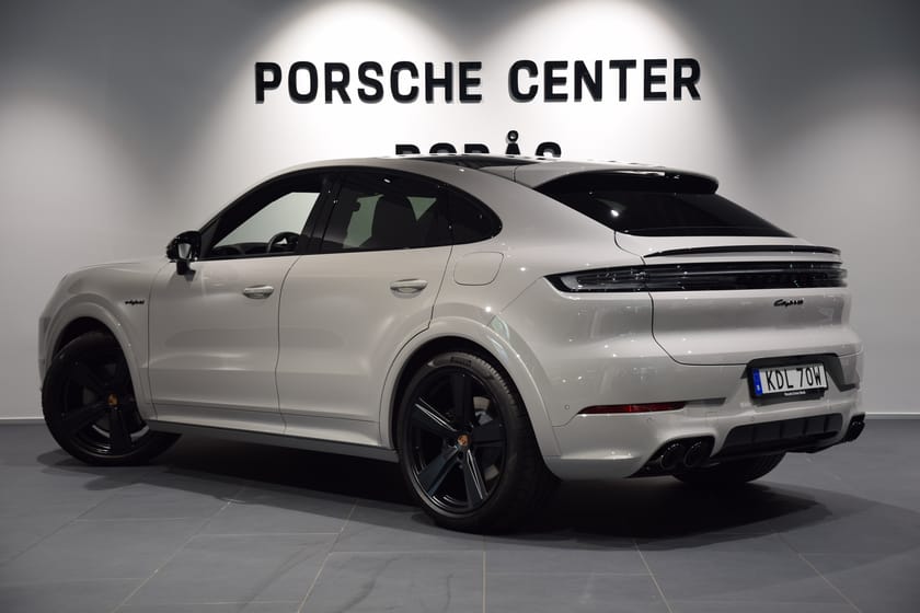 Bild 3 av Porsche Cayenne E-Hybrid Coupé Black Edition / 1.99% Ränta