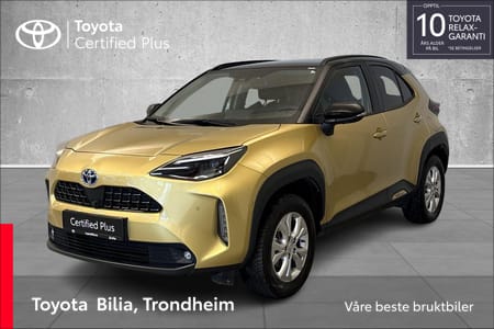 Toyota Yaris Cross Hybrid AWD-i 1.5 Bensin Automat 4x4 Executive Bi-Tone