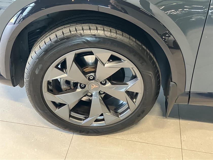 Bild 4 av CUPRA Formentor Adaptiv Farthållare, Sensorer Fram Bak, Rattvärme