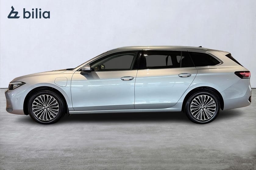 Bild 5 av Volkswagen Passat Variant eHybrid Elegance 1.5 TSI Värm Drag 272HK
