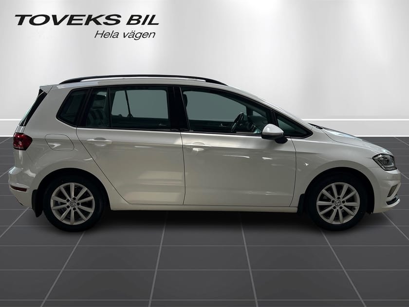 Bild 2 av Volkswagen Golf Sportsvan 1,0 TSI 110HK Aut Backkamera