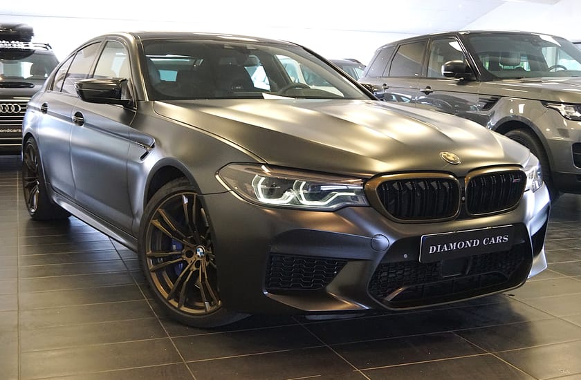 Bild 1 av BMW M5 B&W Taklucka Ventilerade Head up  Soft close