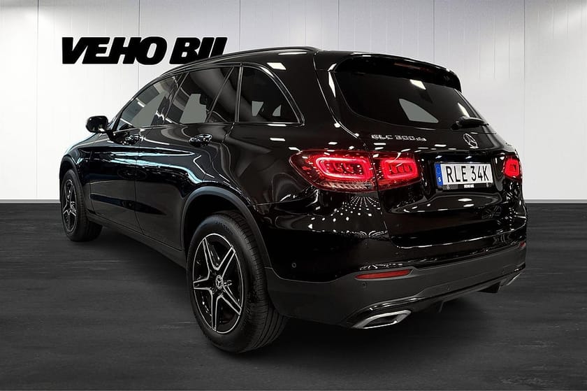 Bild 4 av Mercedes-Benz GLC 300 de 4MATIC AMG Drag Nav Panorama