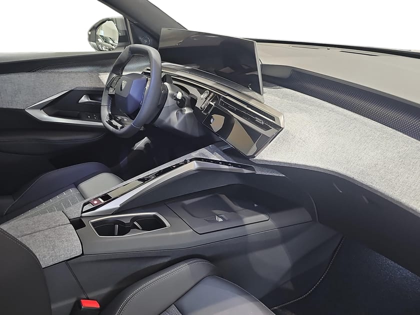 Bild 4 av Peugeot 3008 Hybrid 145 GT 5-d SUV