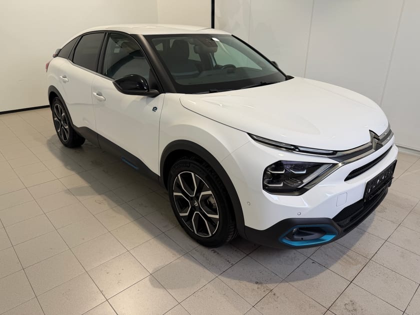 Bilde 2 av Citroën ë-C4 SHINE / RYGGEKAMERA / ADAPTIVE CRUISE