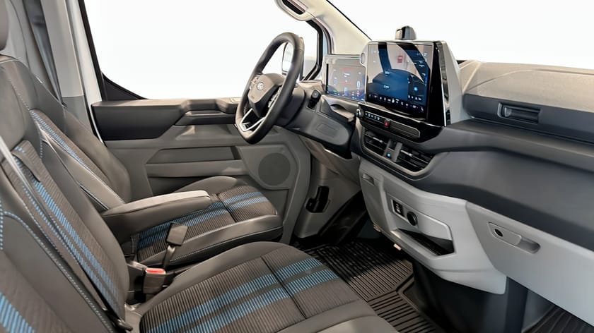 Bild 3 av Ford E-Transit Custom 340 AWD Sport 340L 286HK / Drag / 360Kamera