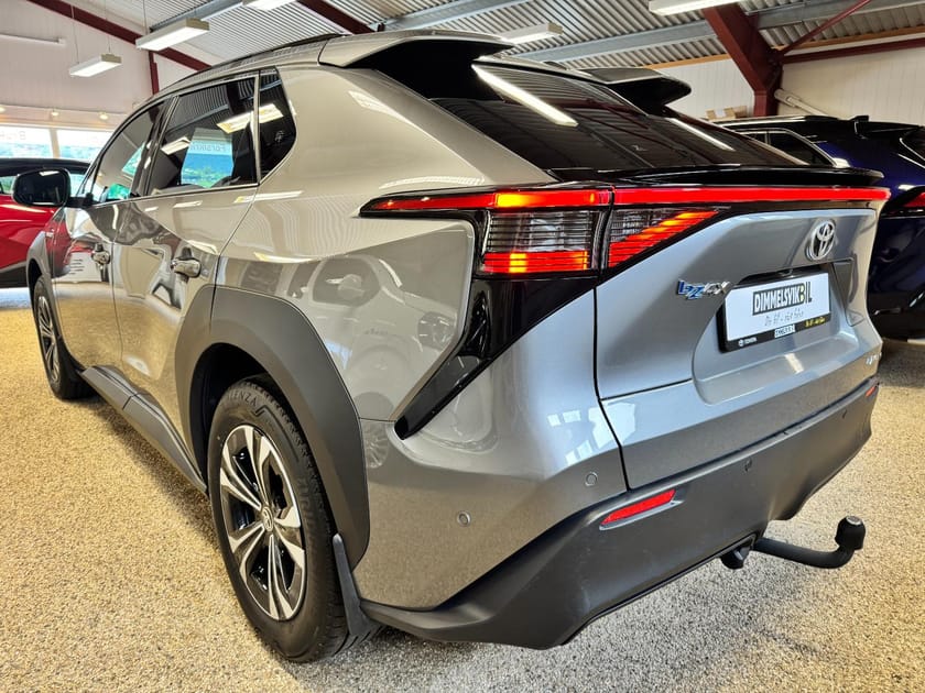 Bilde 4 av Toyota bZ4X AWD Executive