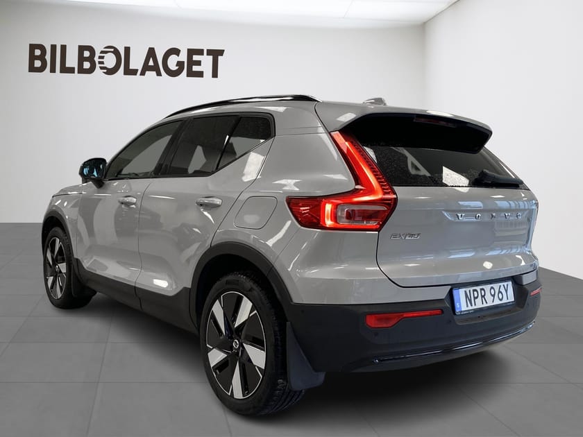 Bild 3 av Volvo EX40 Single Motor Extended Range R Plus Edt