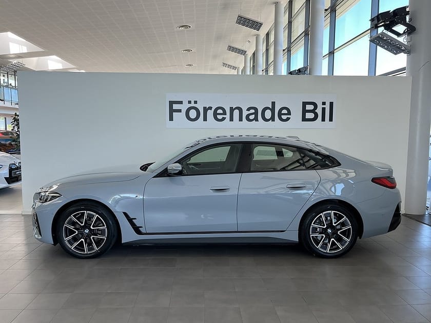 Bild 3 av BMW i4 eDrive40 Gran Coupé M Sport 18" Rattvärme Drag Drive/Park Assist