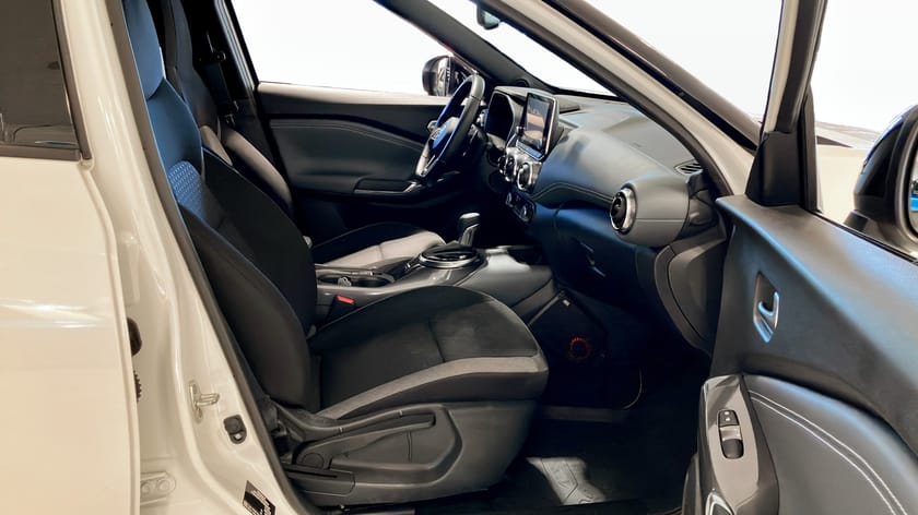 Bild 3 av Nissan Juke DIG-T 114HP 7DCT ENIGMA NAVI MY21