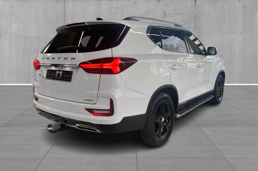 Bilde 3 av KGM Rexton