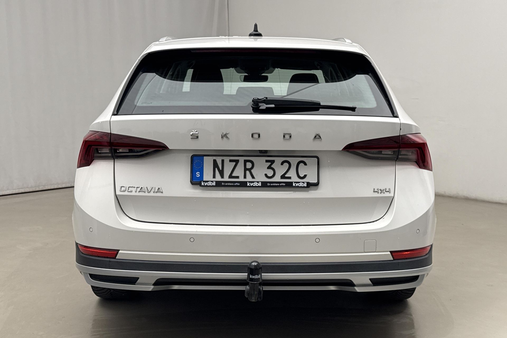 Skoda Octavia Scout 2.0 TDI 4x4 2023, bild 6/10