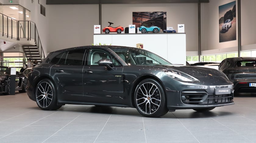 Bild 1 av Porsche Panamera 4 E-Hybrid Sport Turismo 