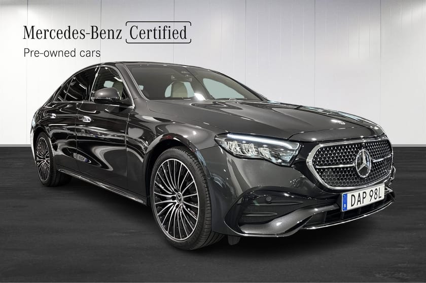 Bild 2 av Mercedes-Benz E 300 de 4MATIC sedan /AMG Advanced edition