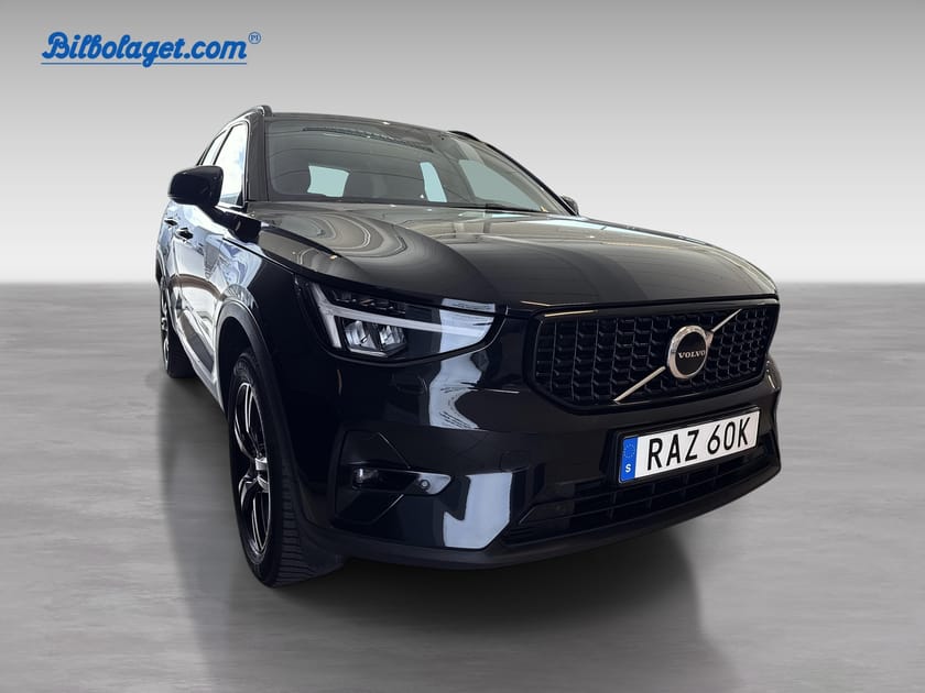 Bild 4 av Volvo XC40 B4 FWD Bensin Plus Dark