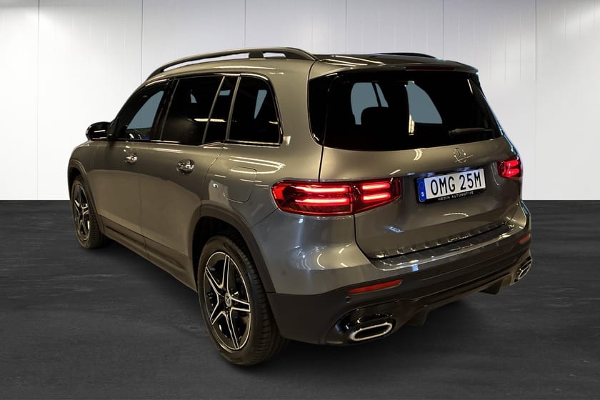 Bild 4 av Mercedes-Benz GLB 220 d 4MATIC 4M | AMG | Pano | Drag | 360 | Nightpaket | Minnespaket