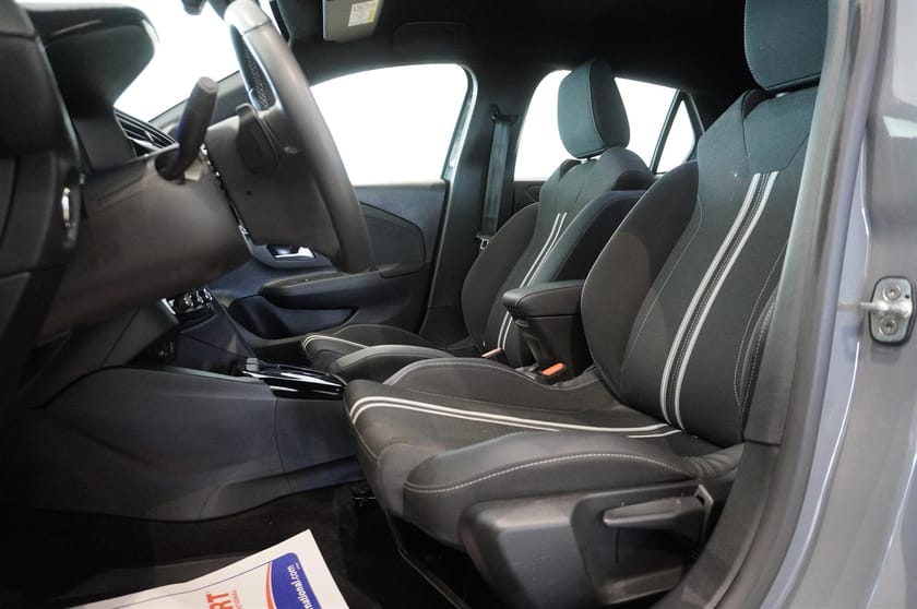 Bild 5 av Opel Corsa 1.2 Gs Automat Backkamera Rattvärme