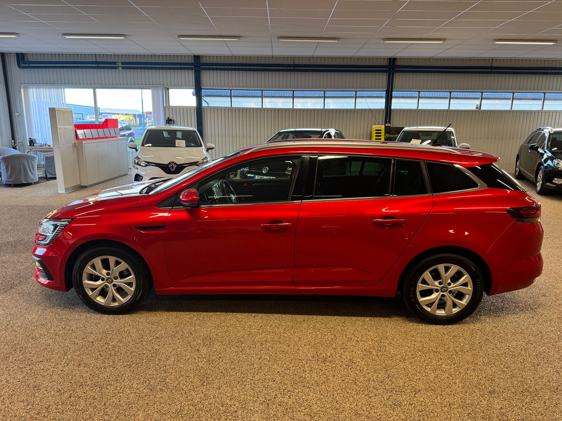 Renault Mégane BLUE dCi 115 2023, kuva 6/10