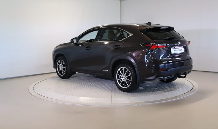 Bilde 3 av Lexus NX 300h AWD Executive Cruise/Krok/Kam/Navi/Skinn/Navi/El.sete