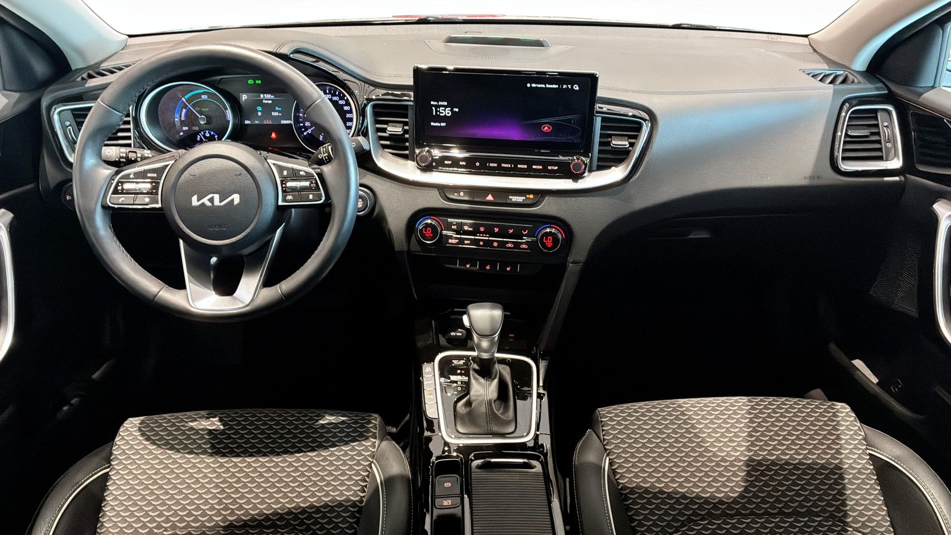 Kia Ceed Sportswagon Plug-in Hybrid 2024, bild 4/9