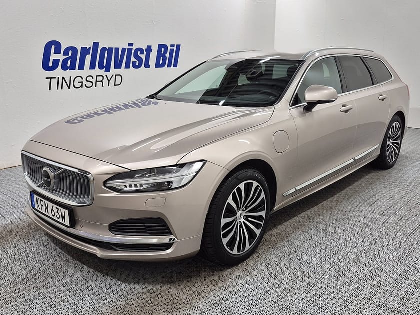 Bild 1 av Volvo V90 T6 Recharge Core Bright plug in AWD 350HK 4x4