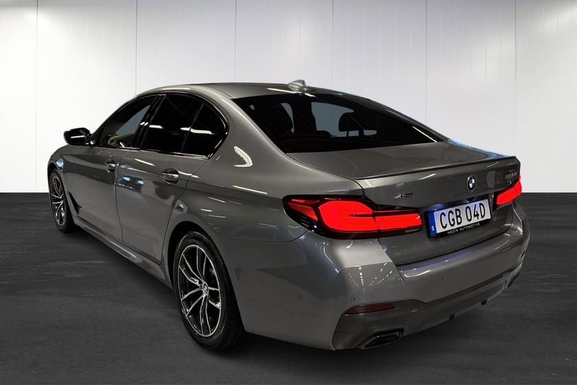 Bild 4 av BMW 520d xDrive Sedan Steptronic | M Sport | Drag | HiFi | Backkamera