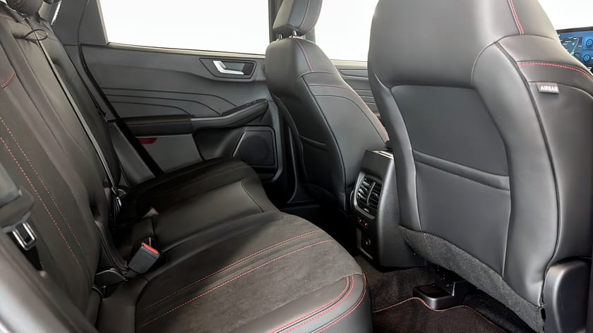 Bild 5 av Ford Kuga Plug-In Hybrid ST-Line X | | 243 HK | Dragkrok