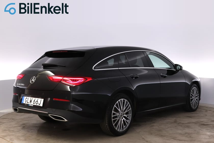 Bild 3 av Mercedes-Benz CLA 250 e Shooting Brake Drag Kamera HUD