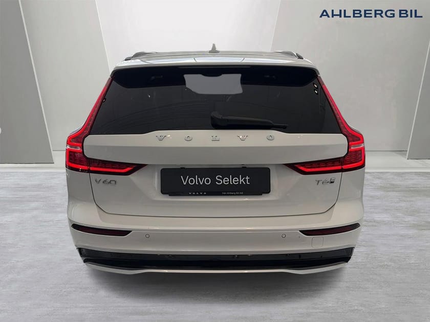Bild 5 av Volvo V60 T6 Plus Dark Nordic Edition - Plus ,  Dragkrok ,  360 kamera ,  Heads up display ,  Mörkt tonade rutor