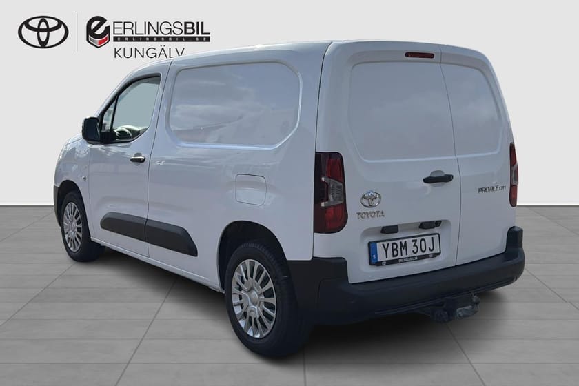 Bild 4 av Toyota ProAce City 1.2 130hk L1 | Comfort | Drag