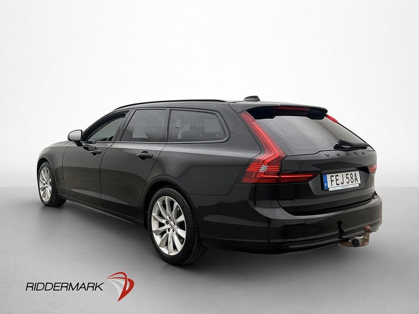 Bild 5 av Volvo V90 B4 197hk Momentum BLIS Drag H/K Navi Kamera