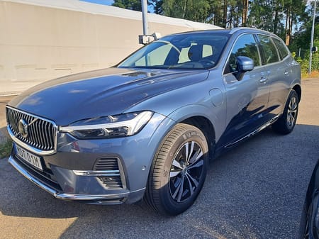 Volvo XC60 T6 Recharge Core Bright plug in AWD 350HK 4x4 Panorama