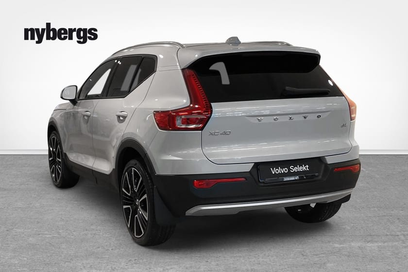 Bild 3 av Volvo XC40 B4 II FWD Bensin MomAdv NaviPro Edt