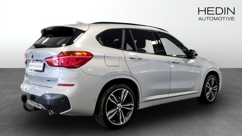 Bild 2 av BMW X1 xDrive20d M Sport Drag
