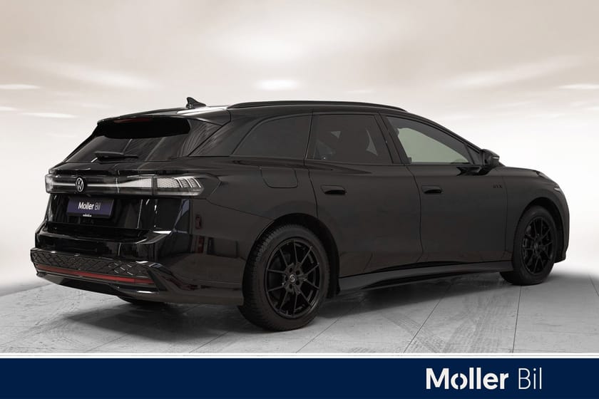 Bilde 2 av Volkswagen ID.7 GTX Tourer