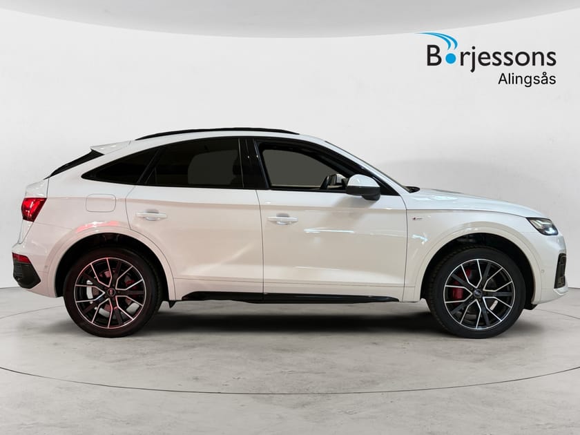 Bild 2 av Audi Q5 55 Sportback TFSI e quattro TFSIe Q S-Line 367hk Drag/360/El-stolar