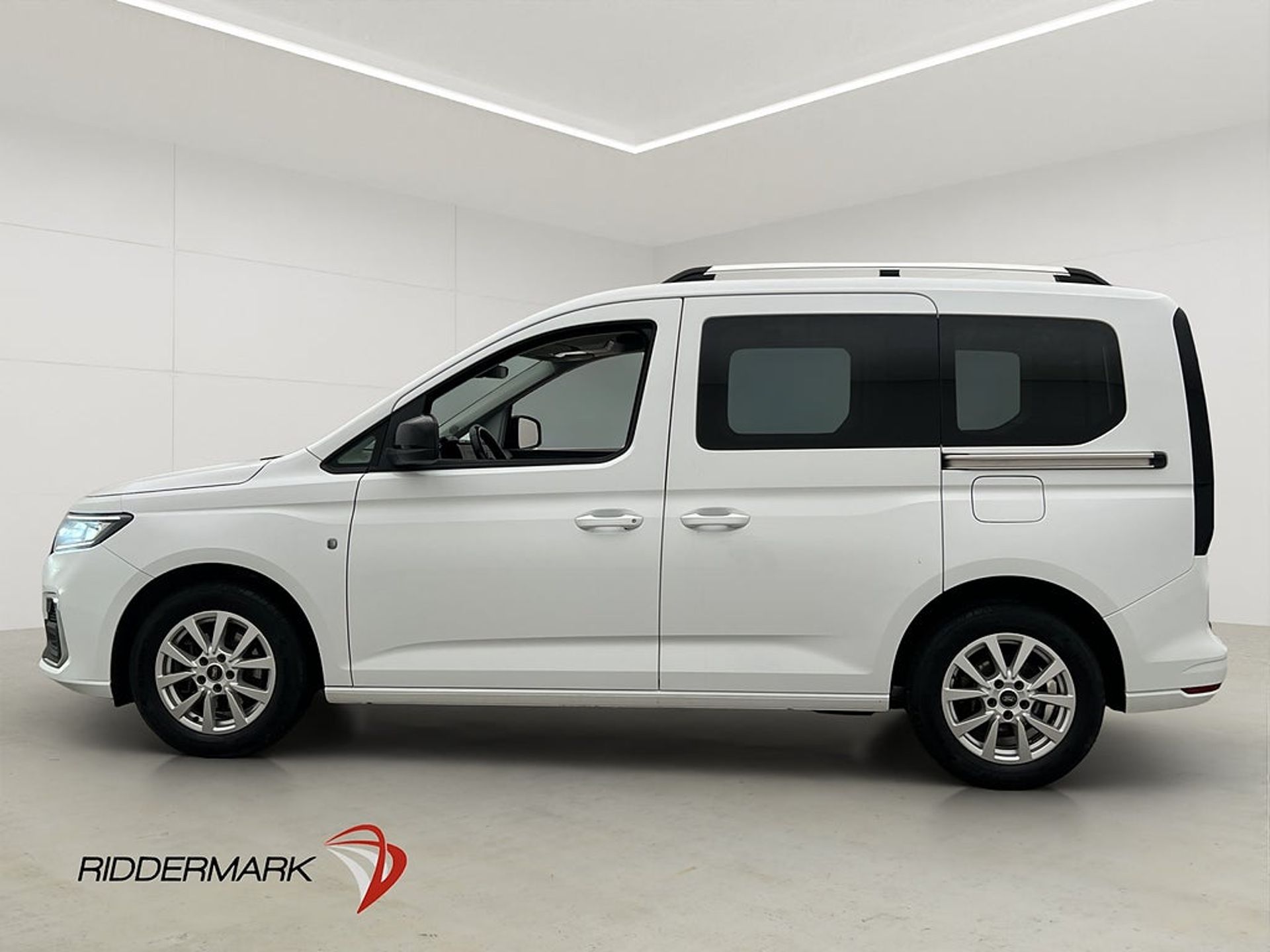 Ford Tourneo Connect 5-Sits D-Värm 2023, bild 6/10