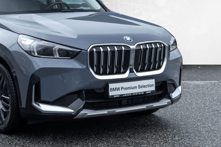 Bilde 2 av BMW iX1 xDrive30 H.feste Pano El.sete H/K HeadUP